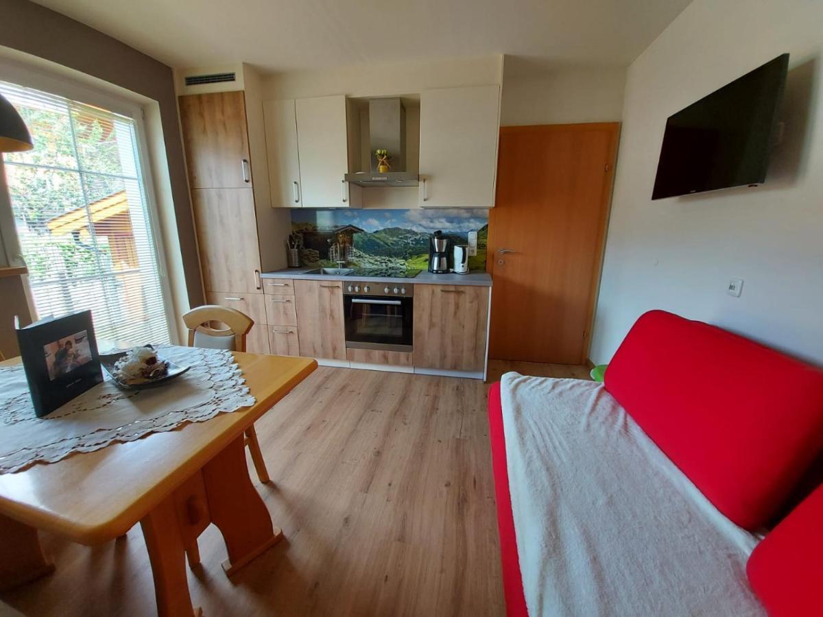 Appartement Alexandra Neukirchen am Großvenediger Eksteriør bilde
