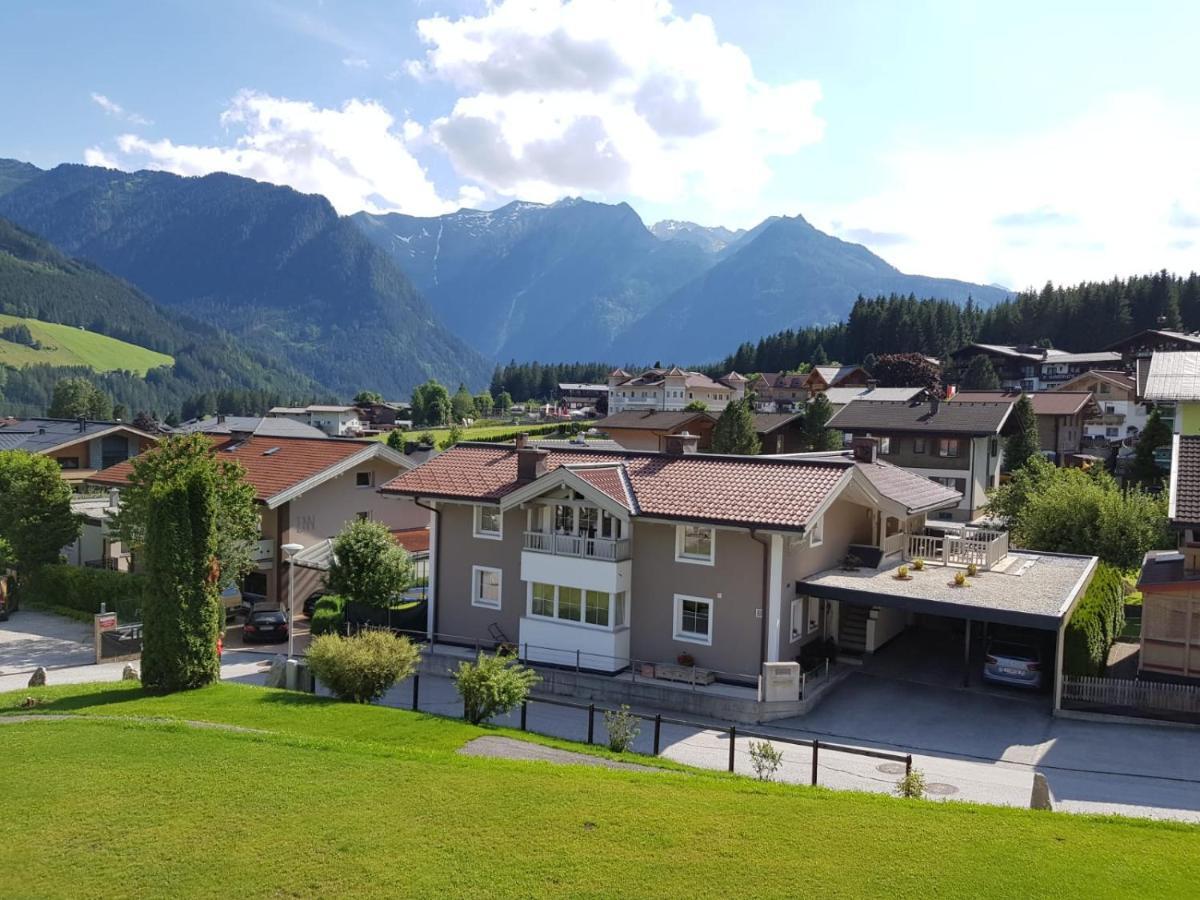 Appartement Alexandra Neukirchen am Großvenediger Eksteriør bilde